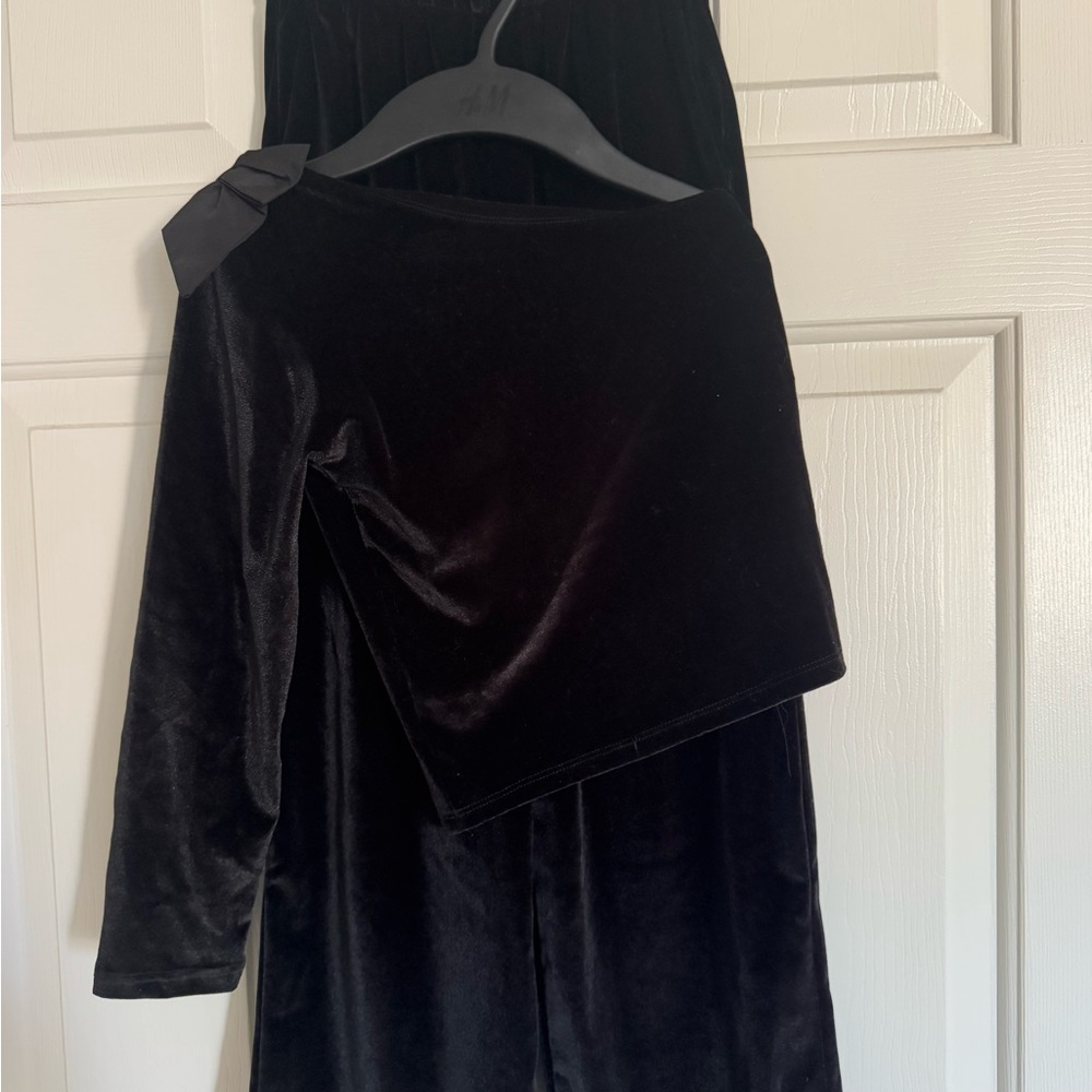 Zara Black Velvet outfit with Bow